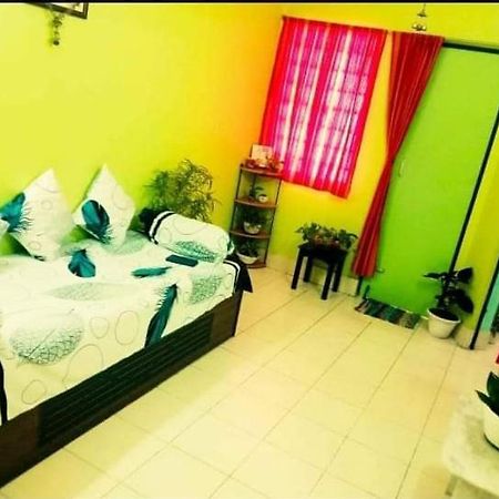Bhoboghure Homestay Santiniketan โบลปูร์ ภายนอก รูปภาพ