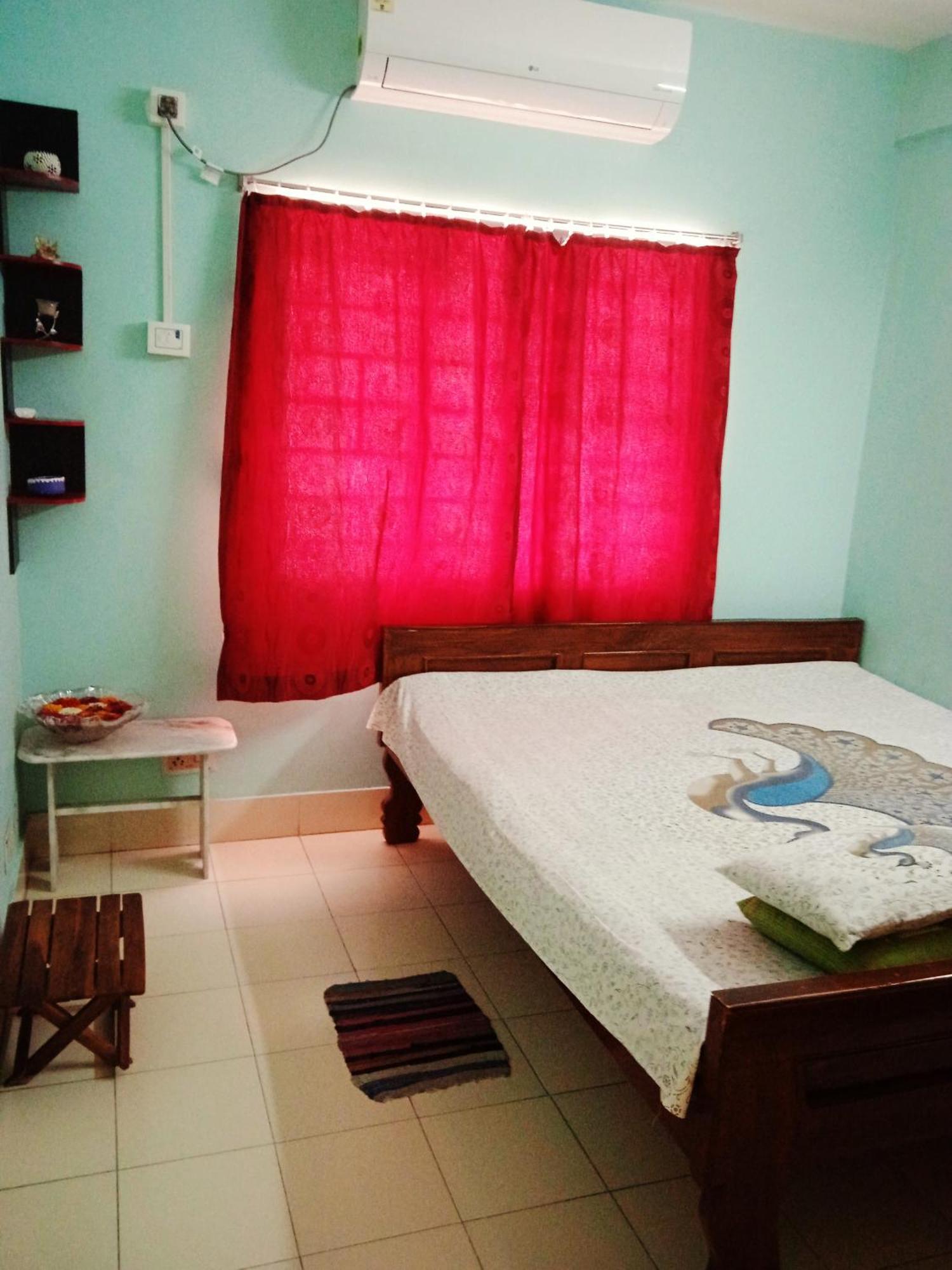 Bhoboghure Homestay Santiniketan โบลปูร์ ภายนอก รูปภาพ